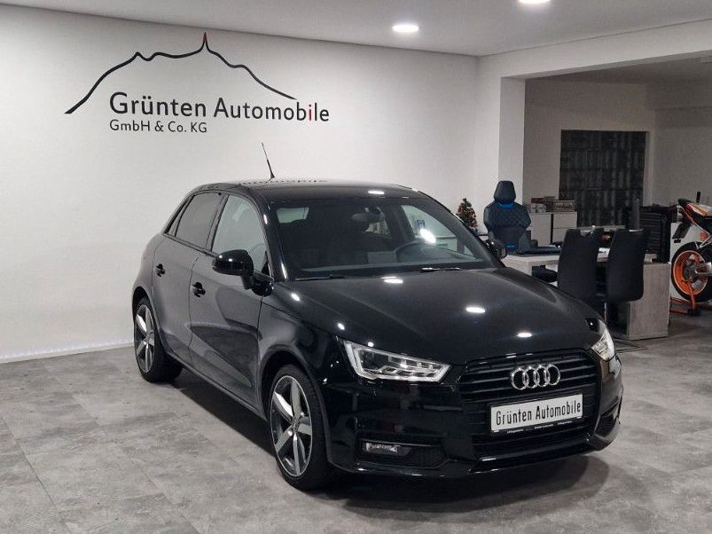 AUDI A1 Sportback SPORT TEMPOMAT BLUETOOTH SHZ