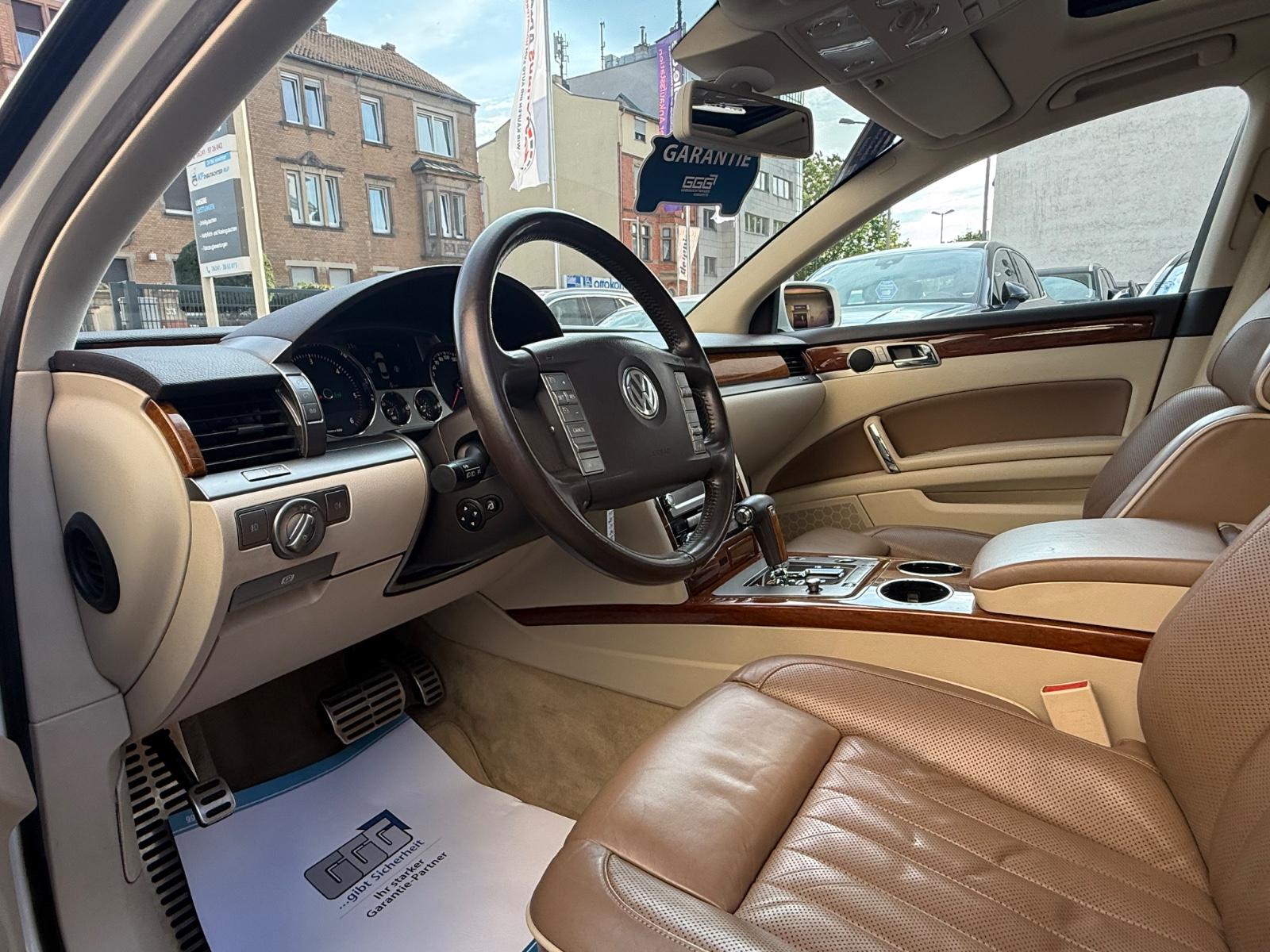 Volkswagen Phaeton V6TDI 4M*2HD*KAM*AUTO*SCHIEB*MASSA+5SITZ