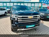 Chevrolet Silverado 6,2 V8 High Country 4WD|MY25 - Chevrolet Silverado mit Anhängerkupplung