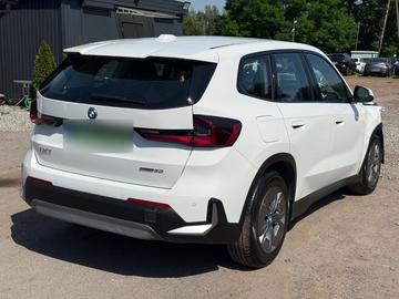 2024 BMW IX1 — миниатюра 14