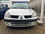 Renault Clio II Campus - Renault Clio aus 2005: Campus