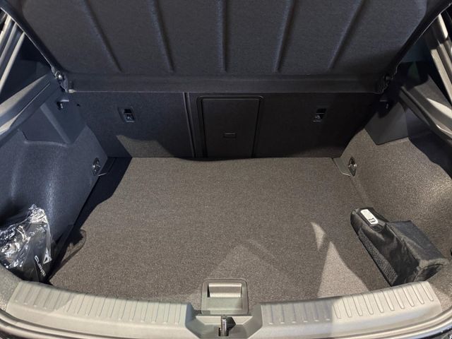 Leon 2.0 TSI VZ Leder Sennheiser Matrix AHK Inte