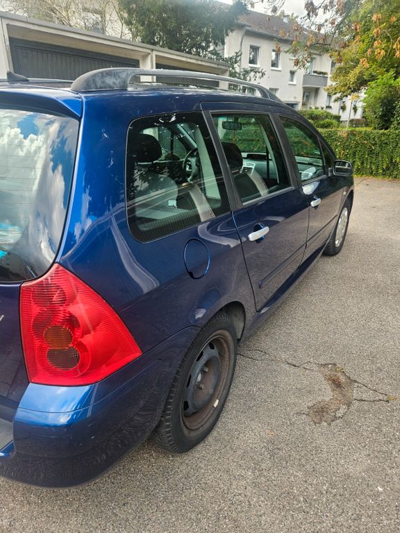 Peugeot 307