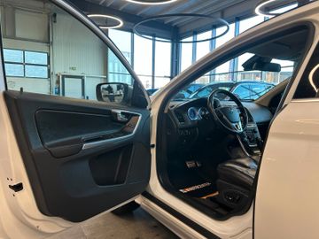 Volvo XC 60 R-Design AWD