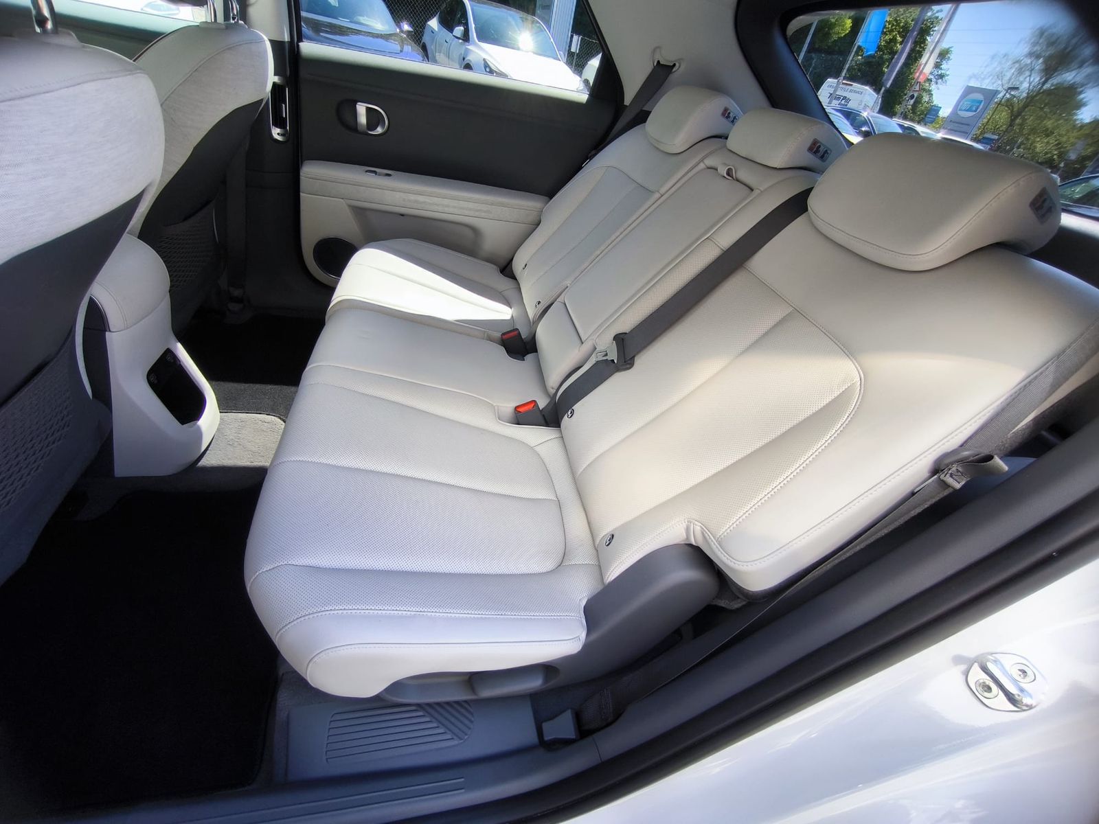 Fahrzeugabbildung Hyundai Ioniq 5 Techniq LEDER+NAVI+LED+SHZ+KAMERA+ACC+