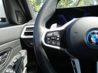 BMW 330 - Vorschau Bild 29