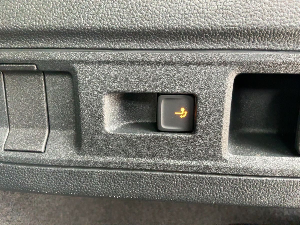 Volkswagen Passat Variant - Bild 15
