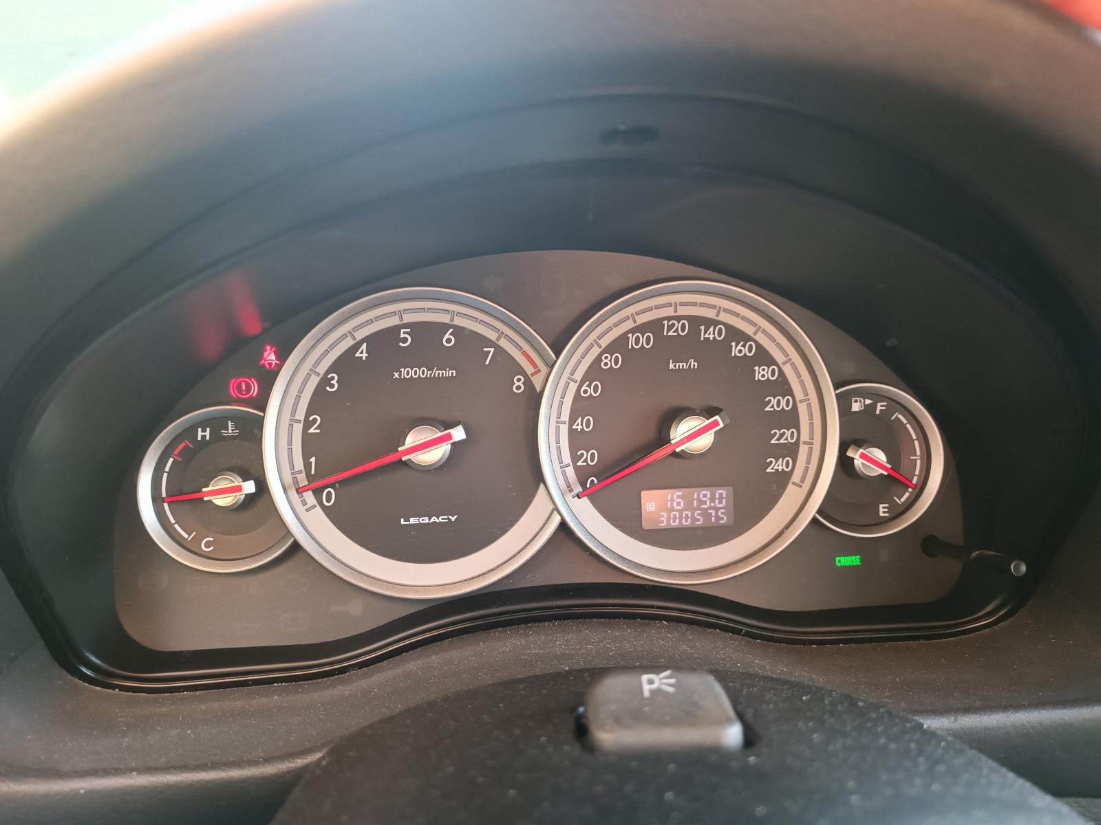 Subaru Legacy 2006 — photo 10