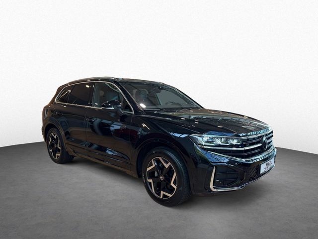 Touareg 3.0 TDI DSG 4M R-LINE MATRIX+PANO+KAMERA