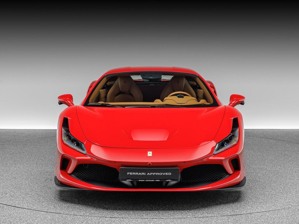 Ferrari F8