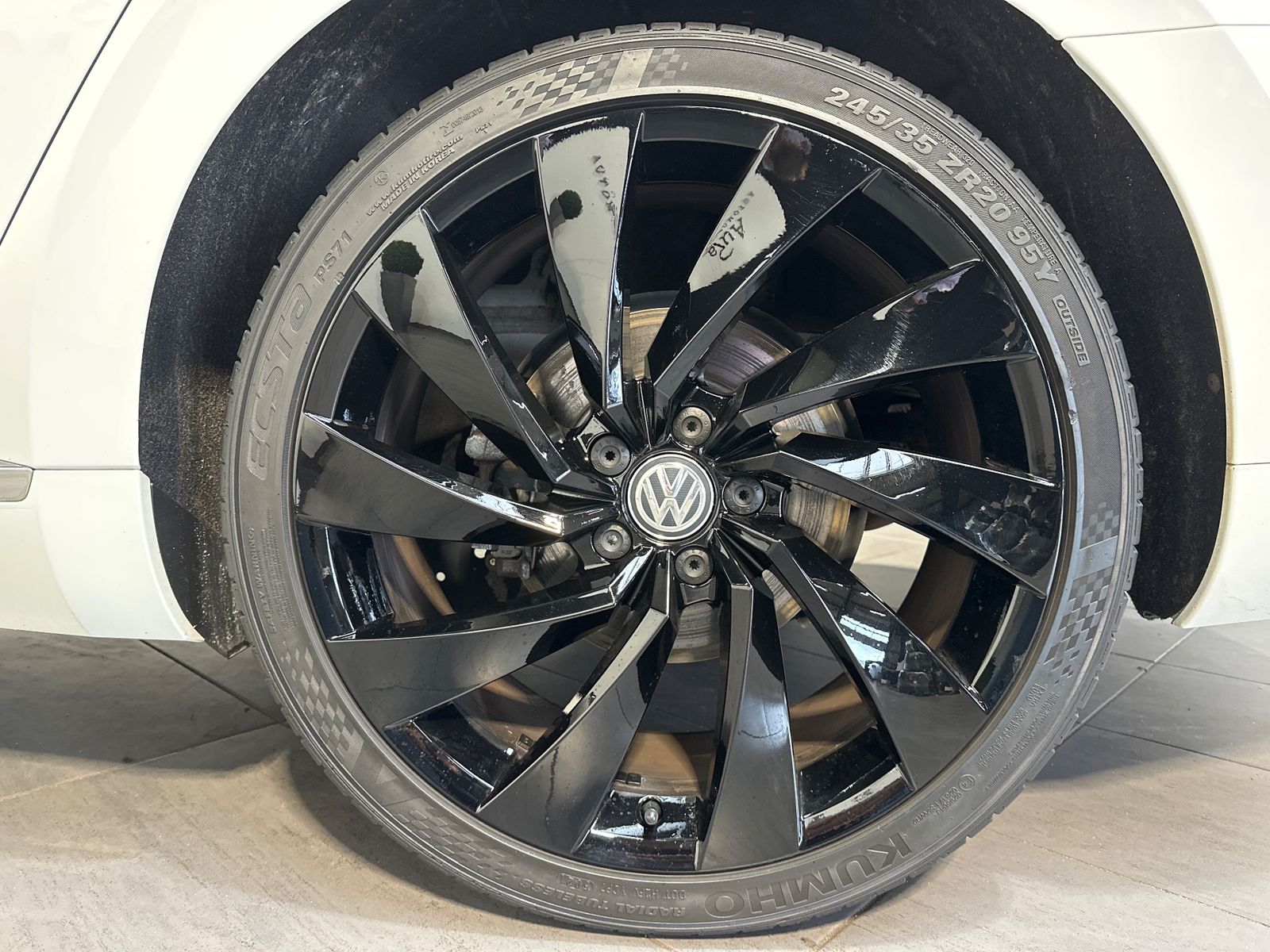 Volkswagen Arteon 2.0 TSI DSG R-Line NAV+LED+PANO+360°+ACC imagem 3