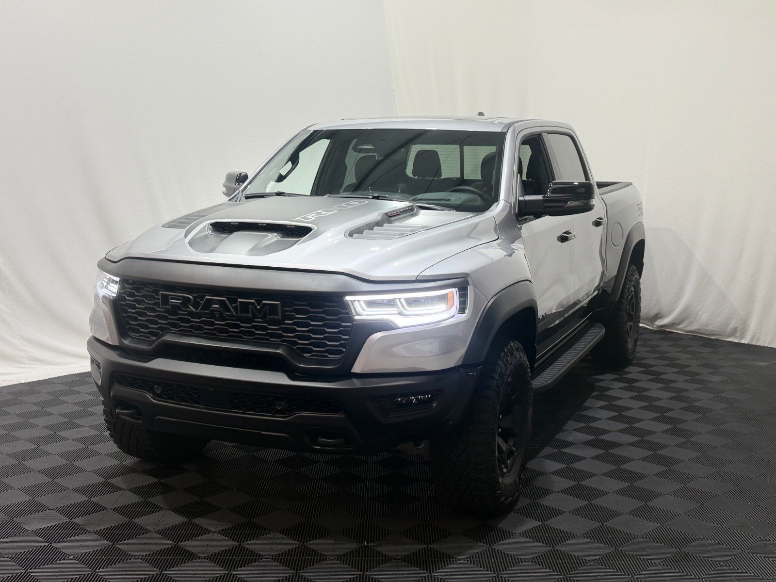Fahrzeugabbildung Dodge RAM 1500 RHO H/O