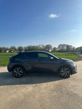 Toyota C-HR 1.8-l-VVTi Hybrid Team Deutschland Team... - Deutschland gebraucht