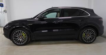 Porsche Cayenne - 2