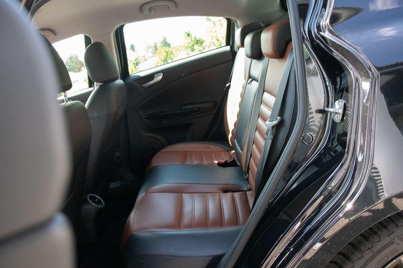 Fahrzeugabbildung Alfa Romeo Giulietta Turismo 1.4 TB Collezione Nr 35/100