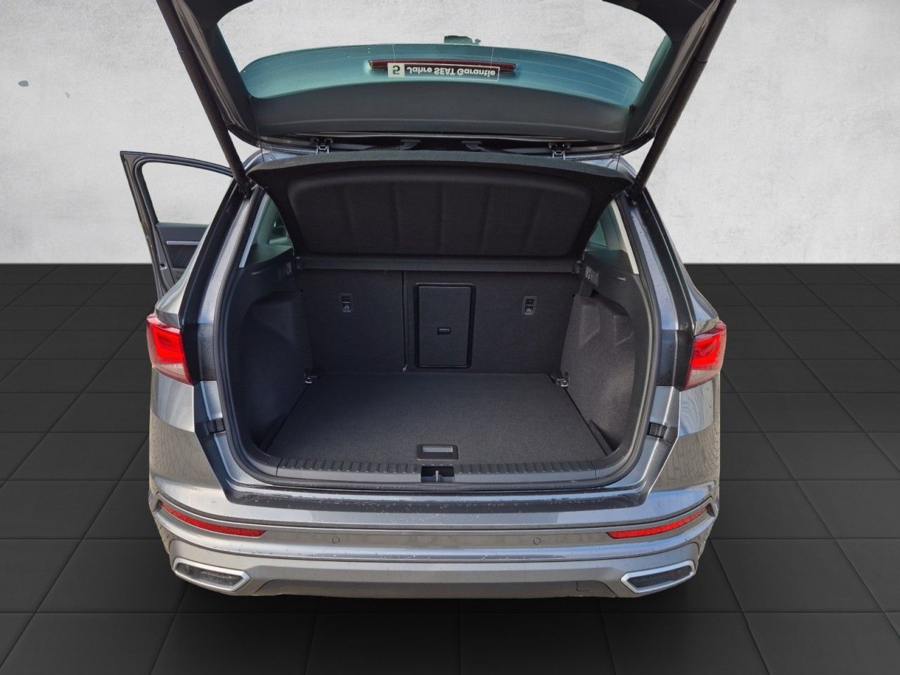 Fahrzeugabbildung SEAT Ateca FR AHK Black Pack 19 Zoll Alu Navi