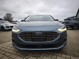 Ford Focus Lim. Titanium LED Kamera Navi uvm. - Ford Focus Gebrauchtwagen in Augsburg
