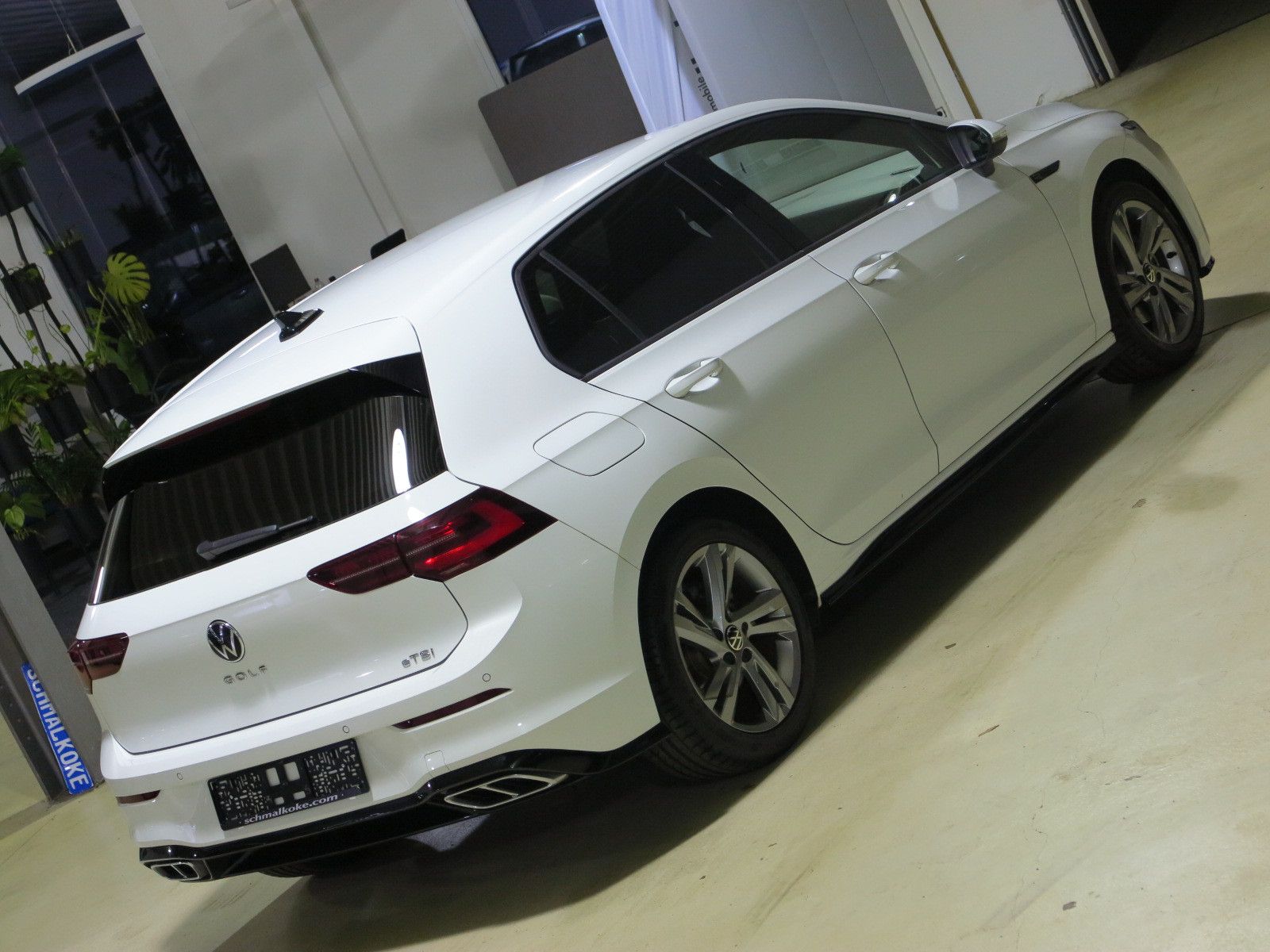 Volkswagen Golf VIII 1.5 eTSI OPF DSG7 R-Line Navi ACC RFK imagem 3