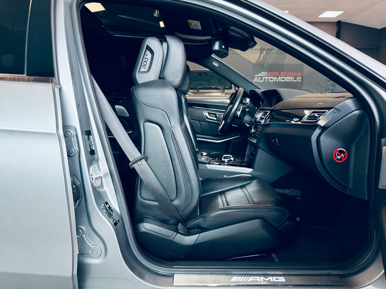MERCEDES-BENZ E 63 T AMG V8 5.5 557ch 4MATIC BVA Toit pano Caméra 360 TV Sièges chauffants cuir Historique présent