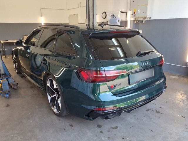 Audi RS 4 Avant Competition Plus AHK/RS-Schale/Pano/B foto 4