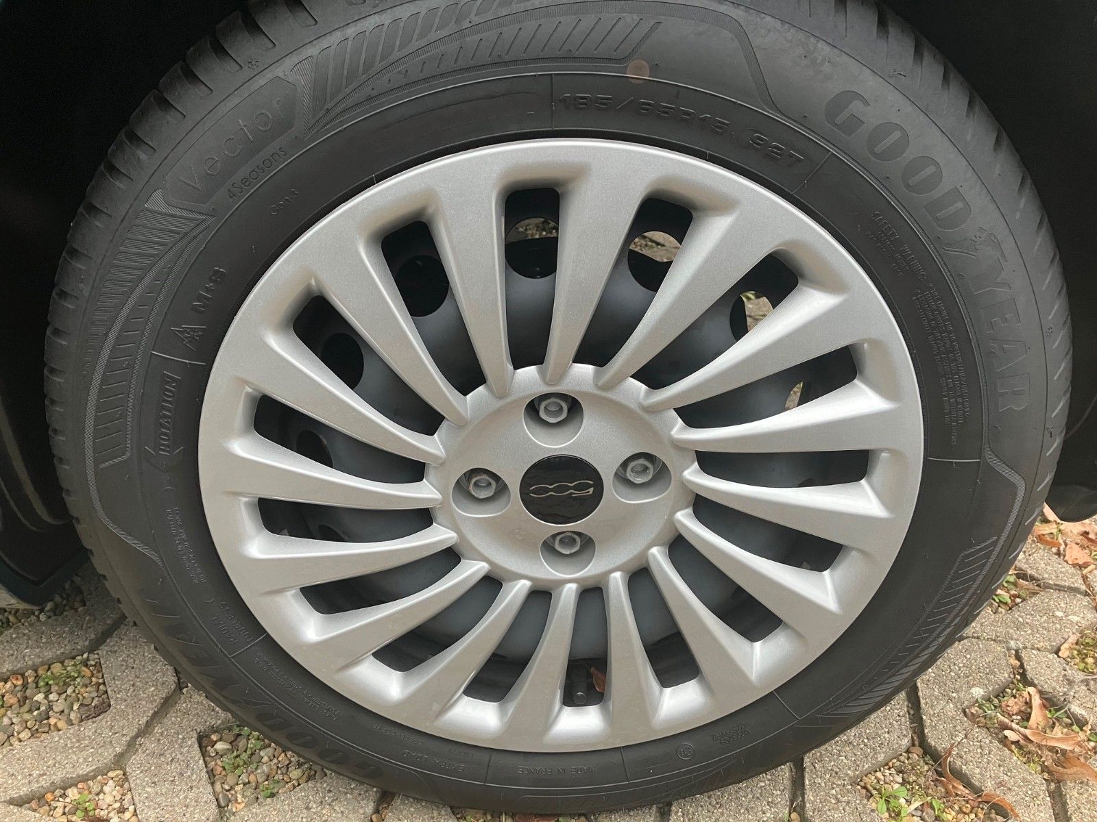 Fiat 500e - Bild 9