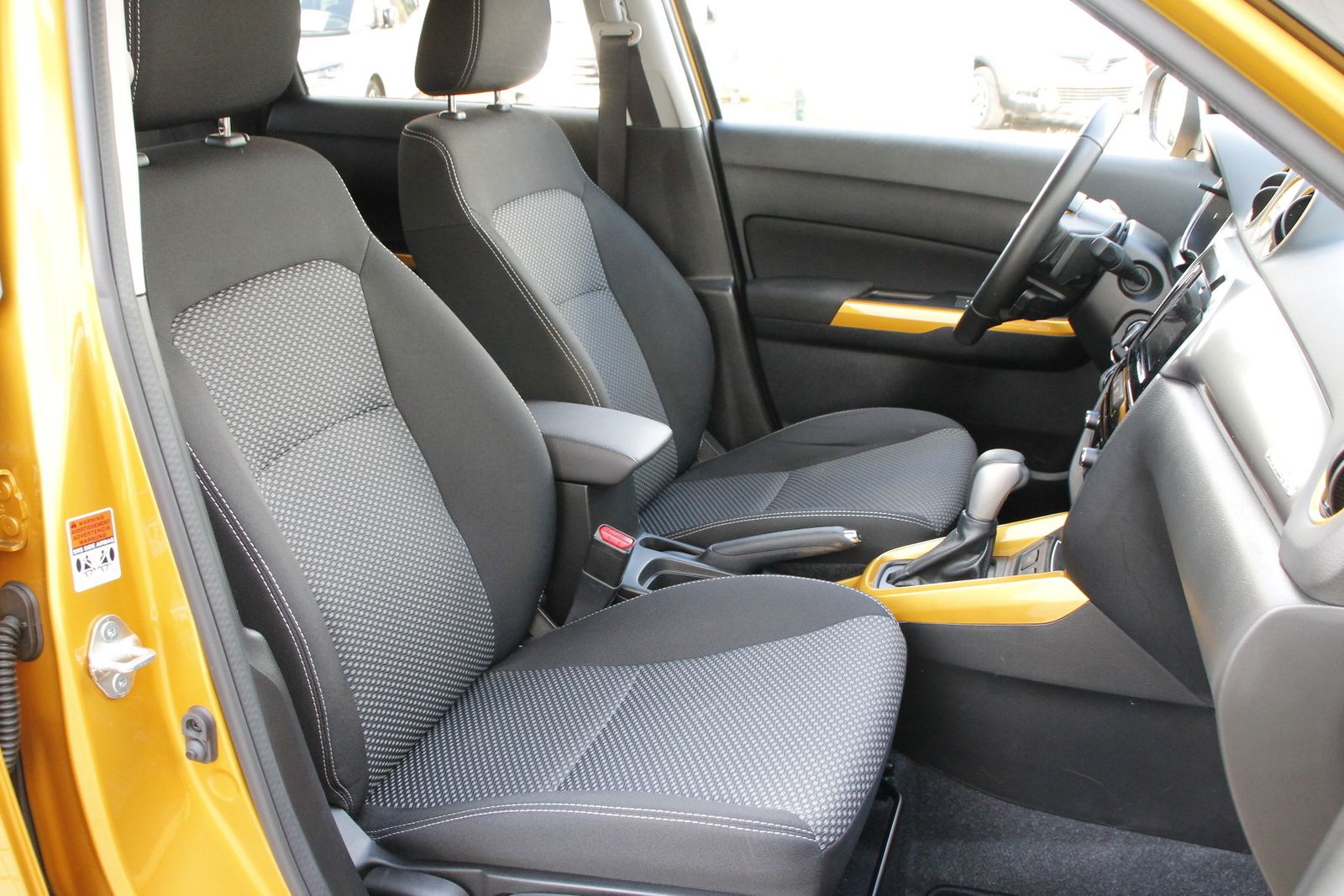 Fahrzeugabbildung Suzuki Vitara 1.0 Comfort