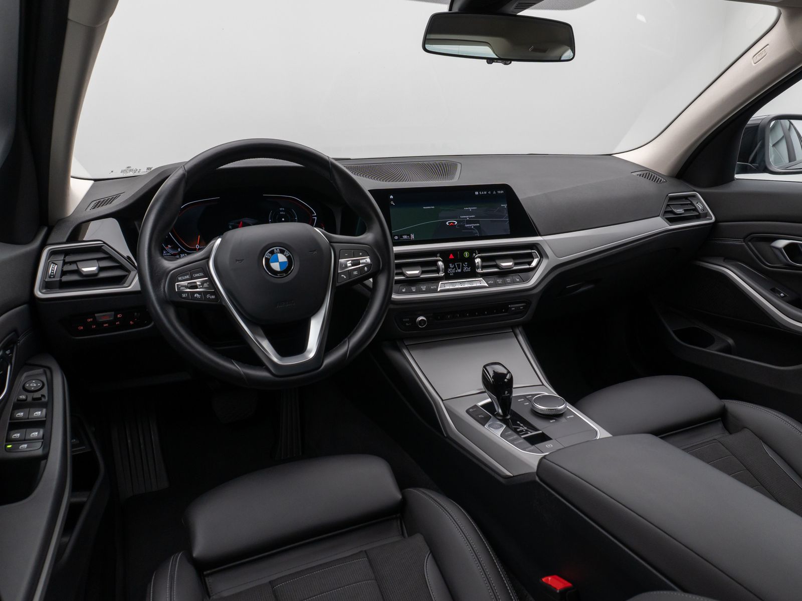 Fahrzeugabbildung BMW 320d DAB CockPitPr PDC AHK Stop&Go Komfort Sport