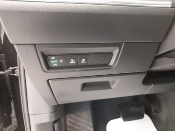 Volkswagen Touareg - 12