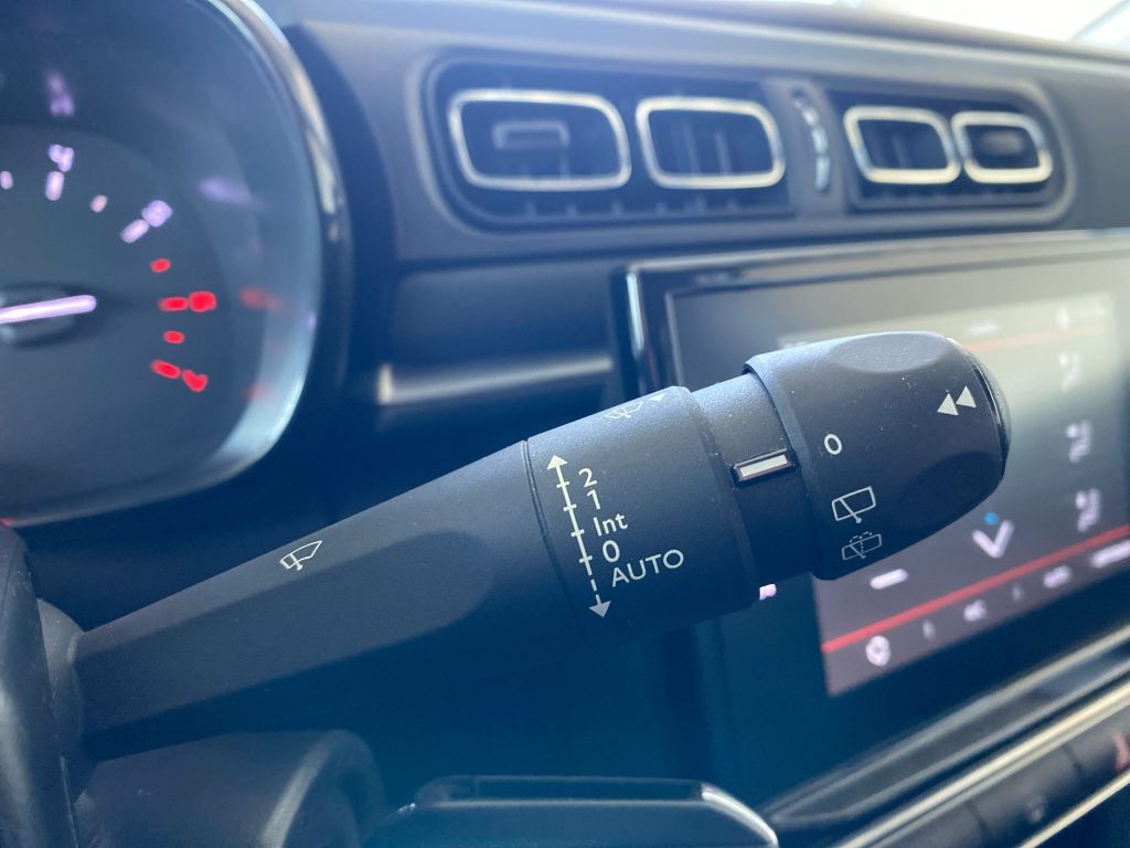 Fahrzeugabbildung Citroën Citroen C3 Benzin 83 C-SERIES *PDC*Sitzh*Tempo*