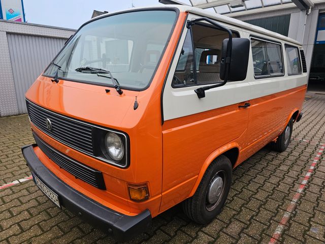 Volkswagen T3 Oldtimer restauriert mit umfänglichen Rep. 