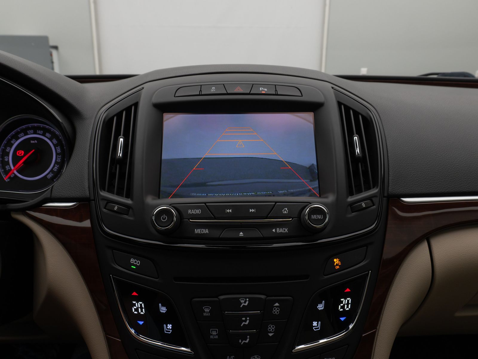 Fahrzeugabbildung Opel Insignia A Sports Innovation Panorama Kamera AHK