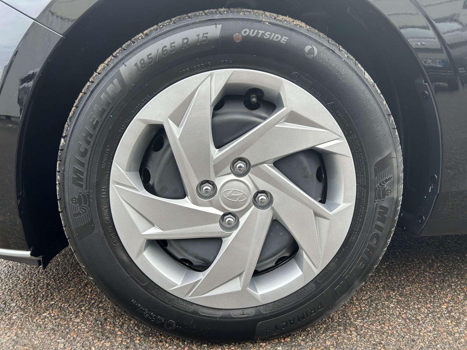 Fahrzeugabbildung Hyundai i20 1.2 Select Navi Kamera