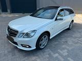 Mercedes-Benz E 350 CDI 4-MATIC"AMG-LINE"DESIGNO"MAX-VOLL"TOP - Mercedes-Benz E 350 aus 2010: 4matic