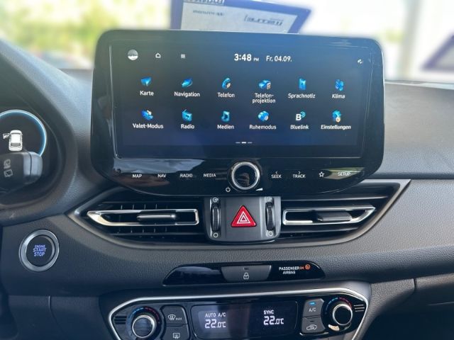 Fahrzeugabbildung Hyundai i30 cw 1.0 T-GDI (100 PS) 7-DCT Advantage Plus-P