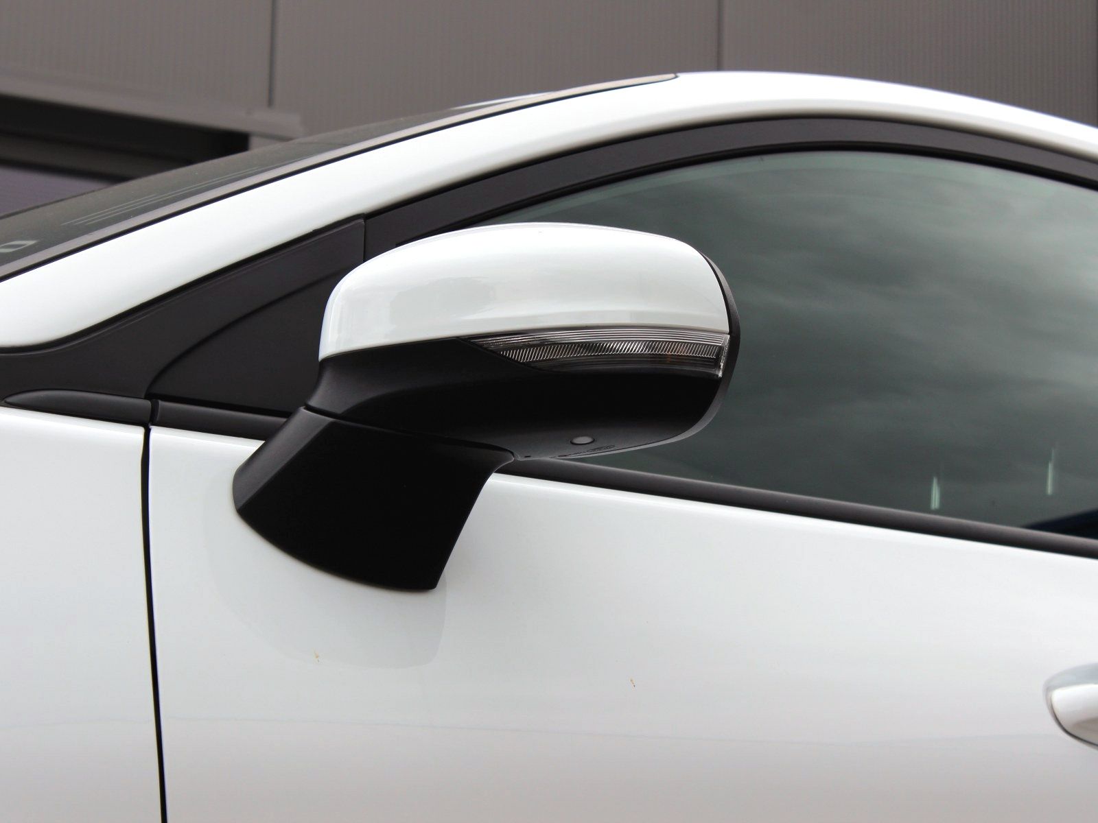 Fahrzeugabbildung Ford Puma Titanium X 1,0 EcoBoost Mild Hybrid