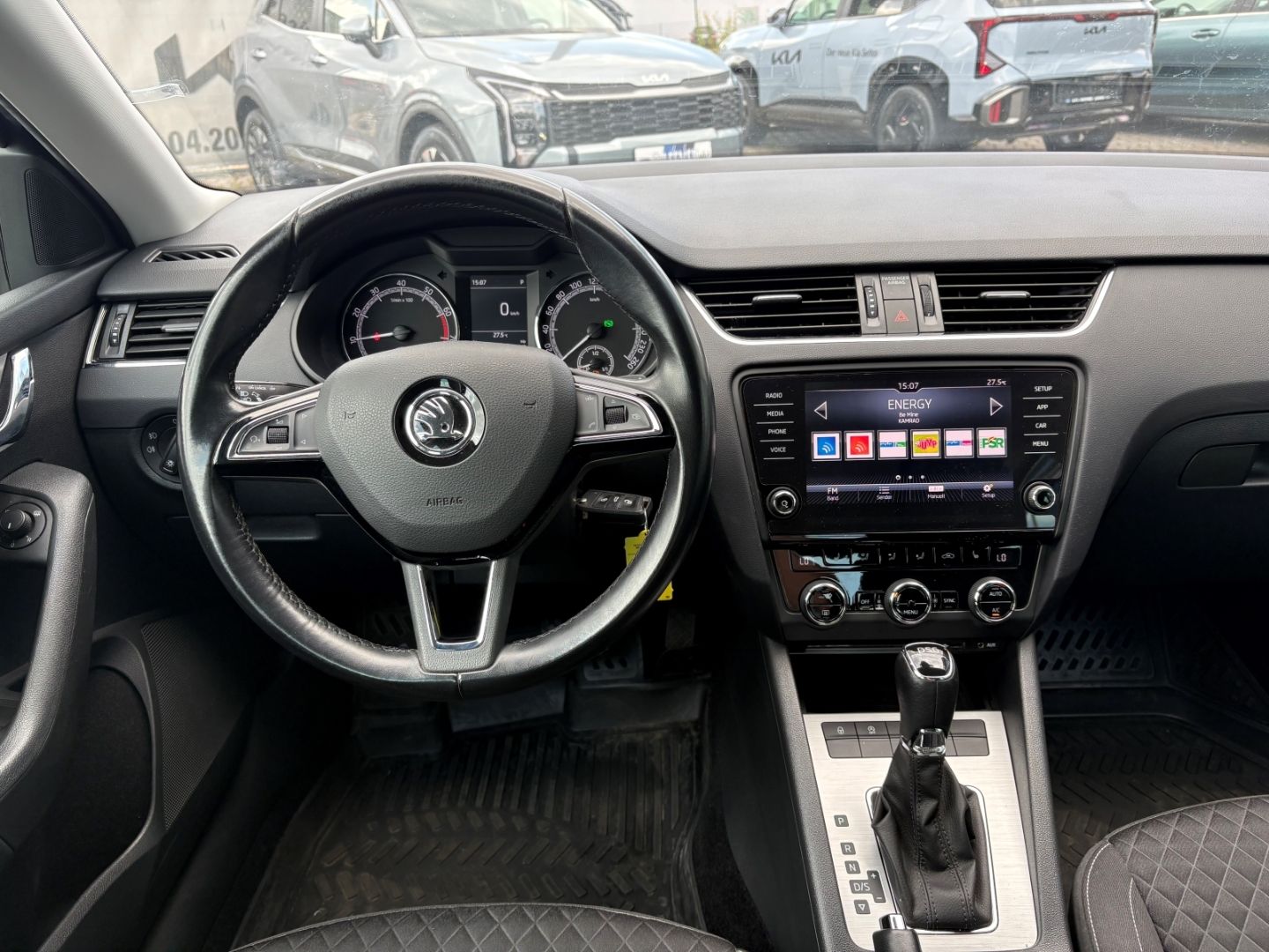 Fahrzeugabbildung SKODA Octavia Drive TotWinkAss Allwetter AppleCarPlay