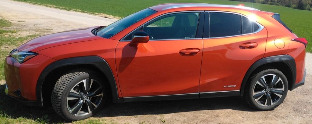 Image of Lexus UX