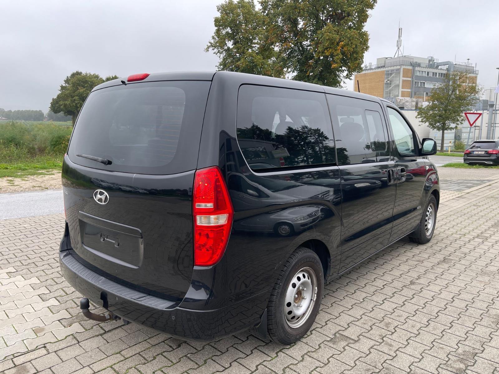 Hyundai H-1 Travel Premium