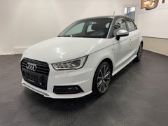 AUDI A1 1.4 TFSI DSG SB*S LINE*BI-XEN*PDC*NAVI*SHZ*