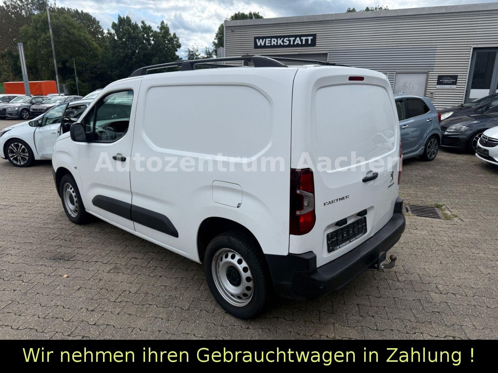 Peugeot Partner Premium L1*AHK*Zahnriemen Neu*KLIMA*PDC