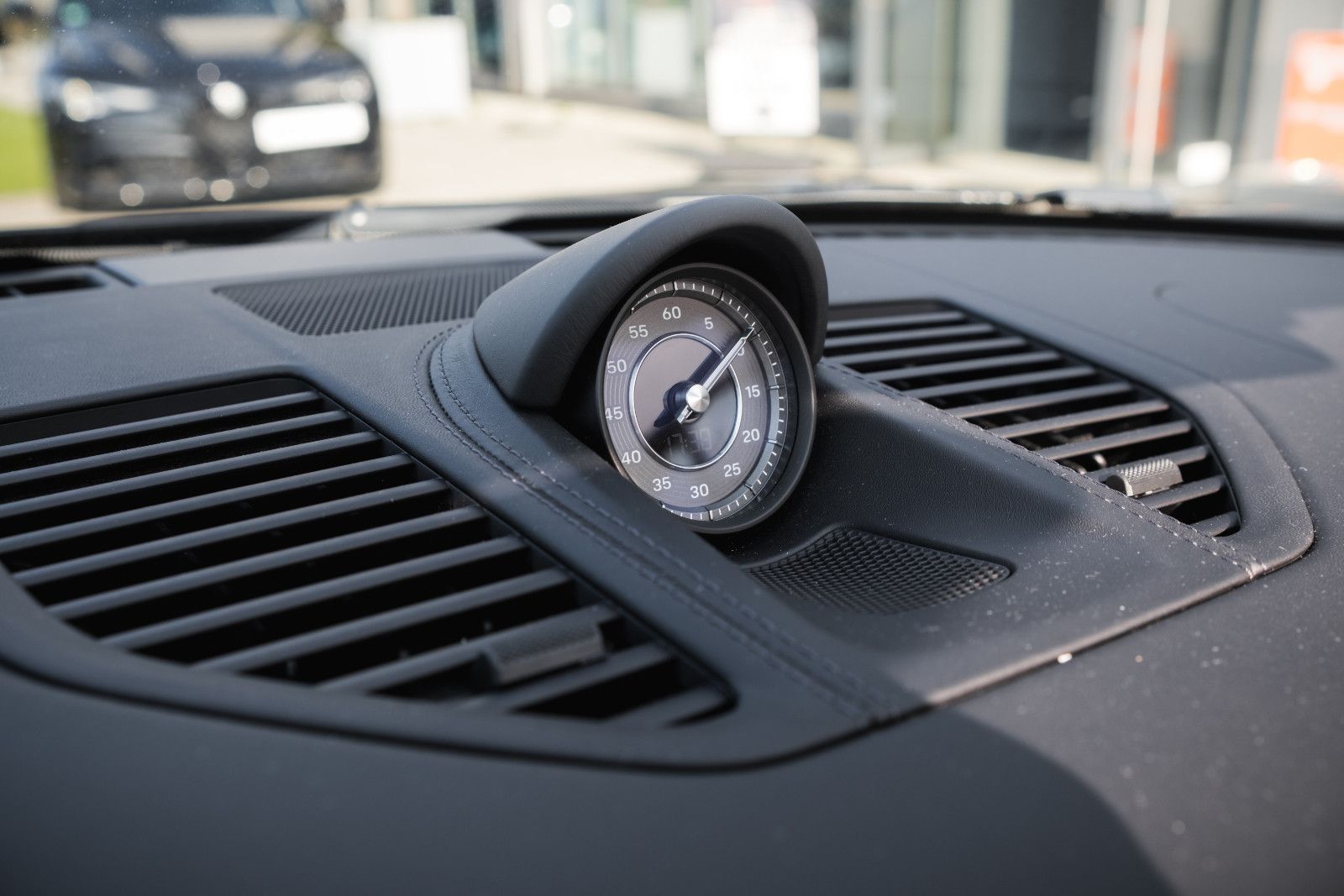 Fahrzeugabbildung Porsche 992/911 Turbo Cabrio-Lift-PDCC-LED-Burmester