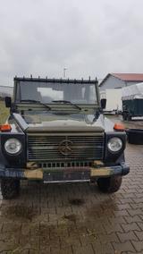 Mercedes-Benz 250 - Mercedes-Benz aus 1991 mit Diesel-Antrieb