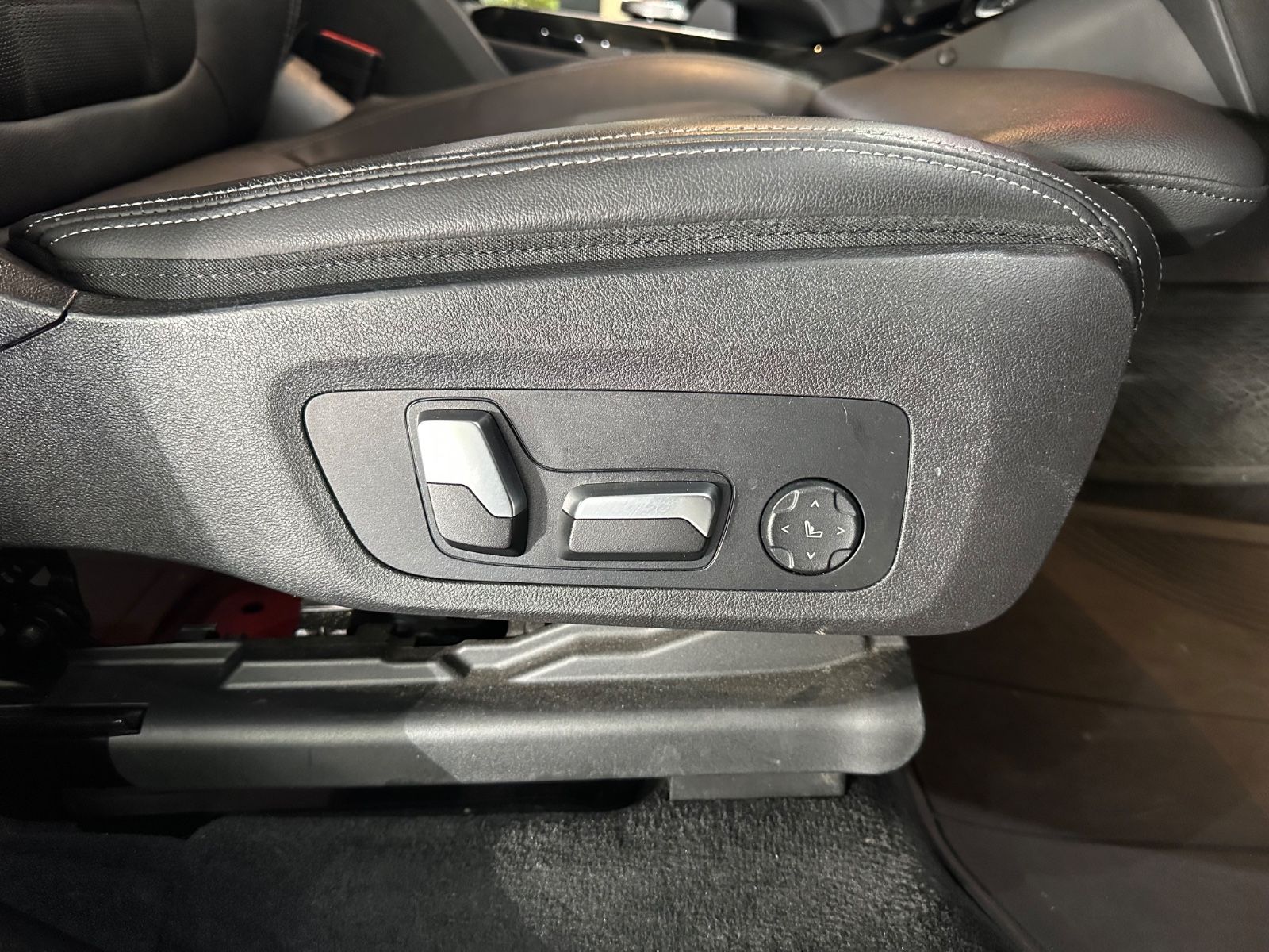 BMW X3 xDrive 20 d / KAMERA /LEDER / Sitzklima / LED foto 9