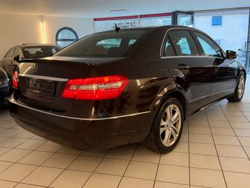 Mercedes E 250 - 7