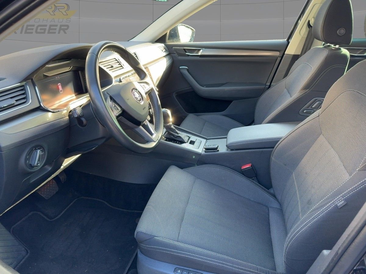 Fahrzeugabbildung SKODA Superb Combi (3V5) Style 1,5 TSI ACT