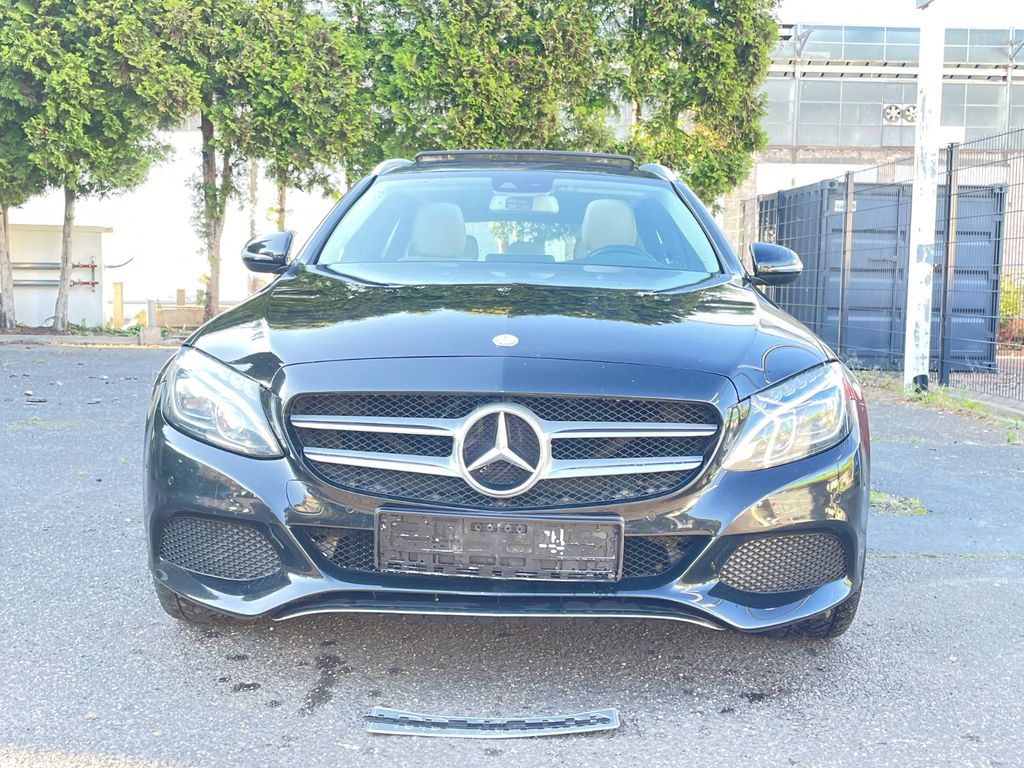 Image of Mercedes-Benz C 220