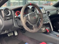 NISSAN GT-R - Ansicht 12