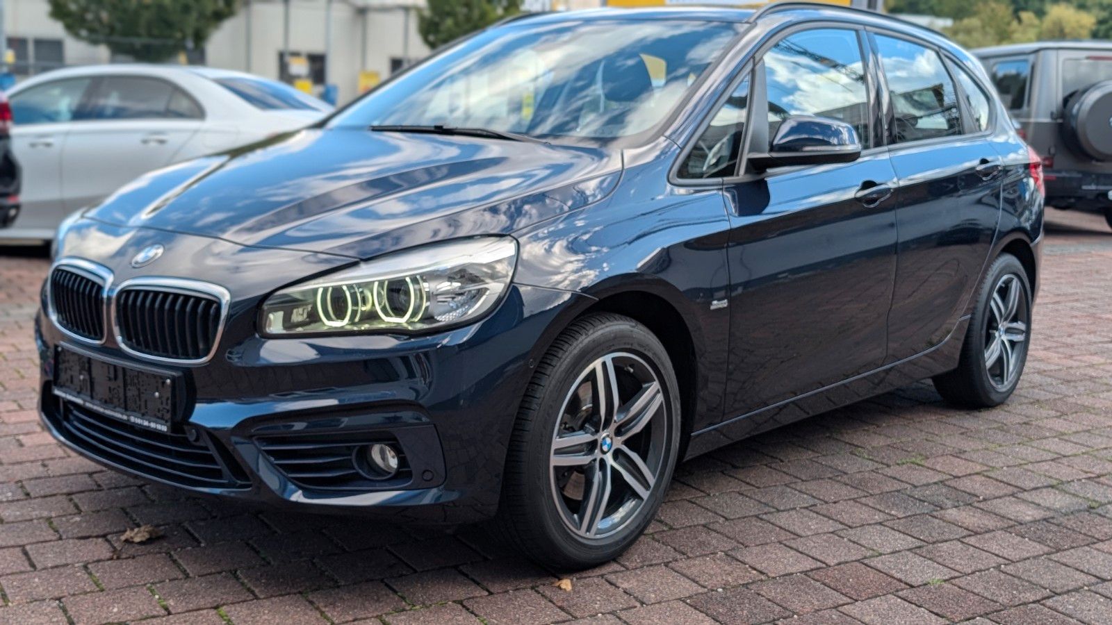 BMW 220d Active Tourer Sport Line,Automatik,EU6