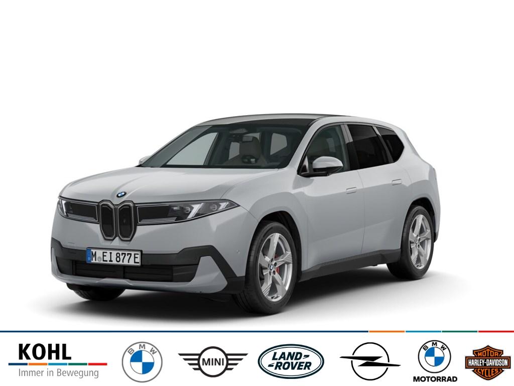 BMW iX3 50 xDrive verfügbar ab Oktober 2026