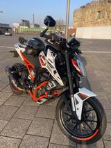 KTM 125 duke - KTM MOFA